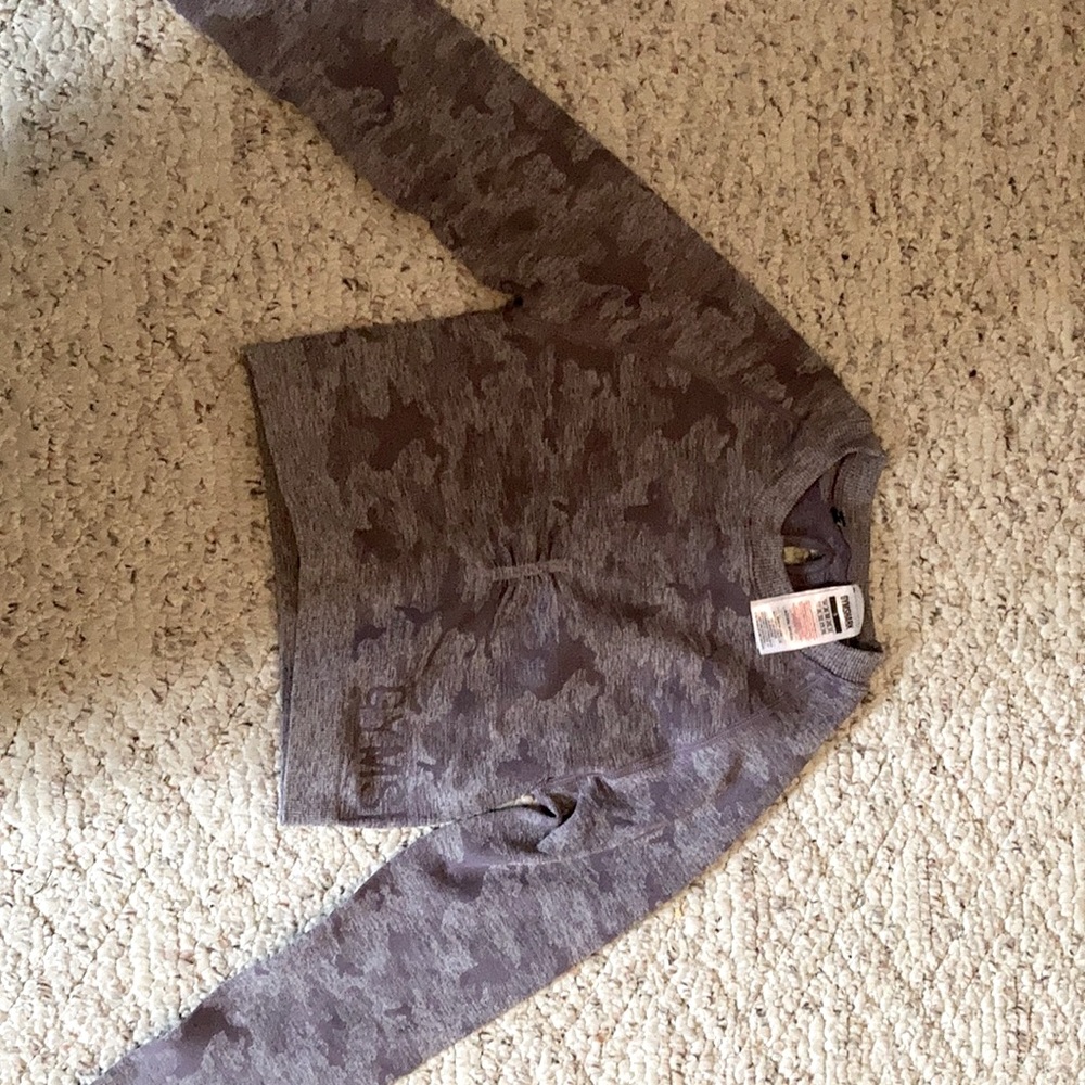 Long sleeve Gymshark crop top